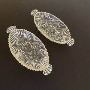 4/$16 Pair of Vintage Hazel Atlas Servings Dishes